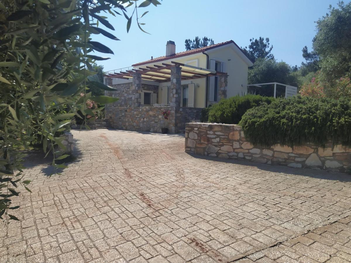 Villa Ambra Astris Exterior foto
